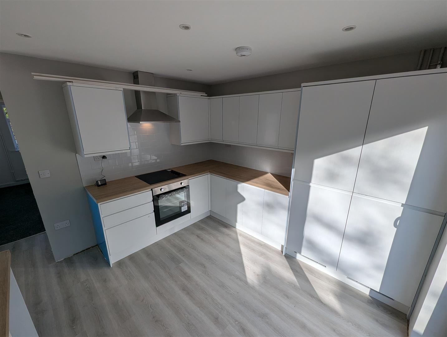 Maes-Y-Felin, Ravenhill, Swansea, SA5 5DW